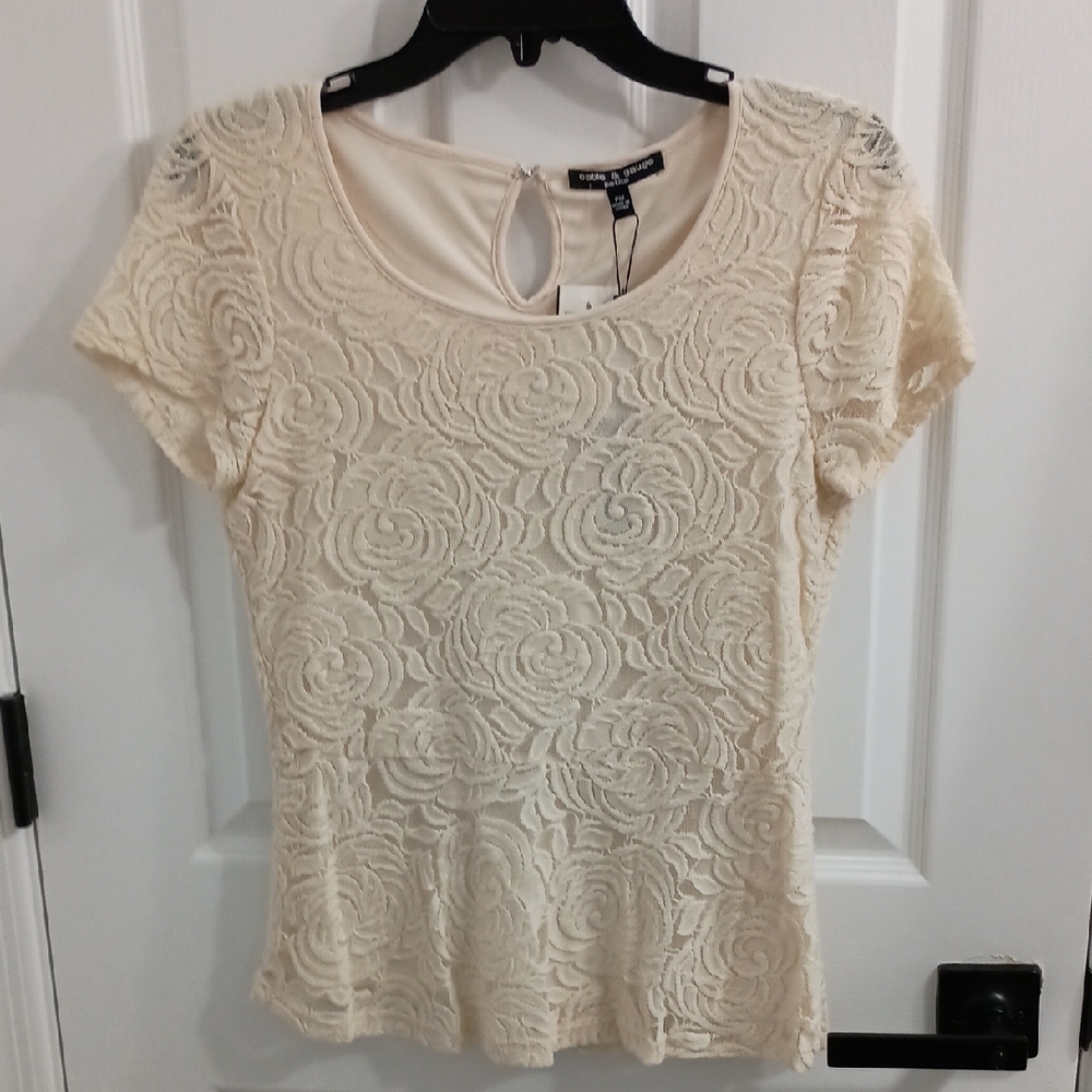 Cable & Gauge Cream Fitted Textured Blouse T-shirt Sz PM